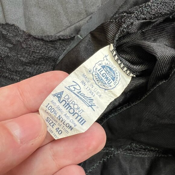 Vintage 70s Union Made Nylon Black Lace Adjustable Strap Sheer Slip Dress Size L - Picture 3 of 5